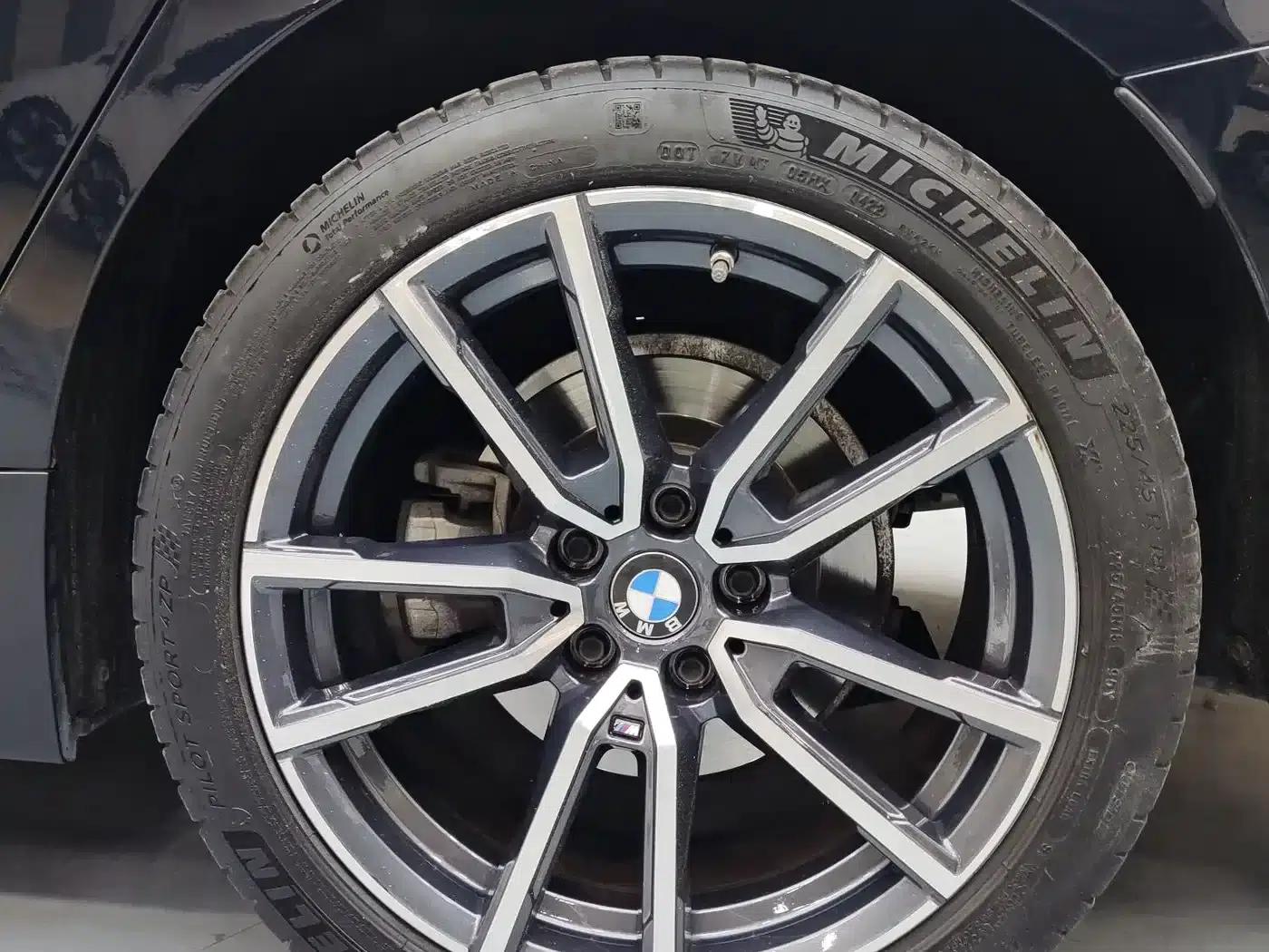 2022 BMW 3 Series 320Li M Sport Package — миниатюра 18