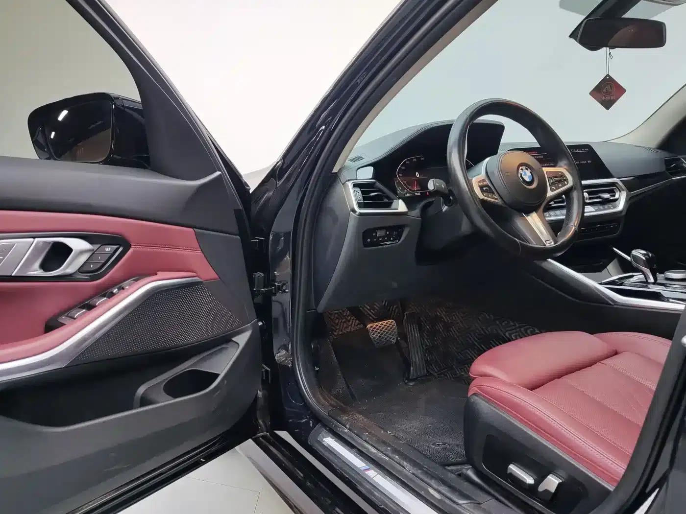 2022 BMW 3 Series 320Li M Sport Package — миниатюра 7
