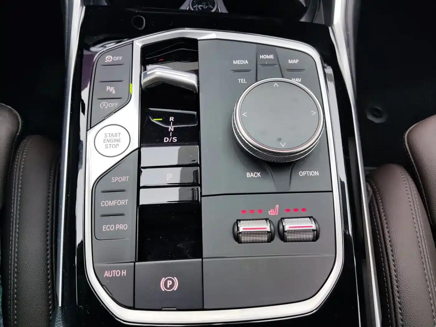 2023 BMW 3 Series 320Li M Sport Package — миниатюра 12