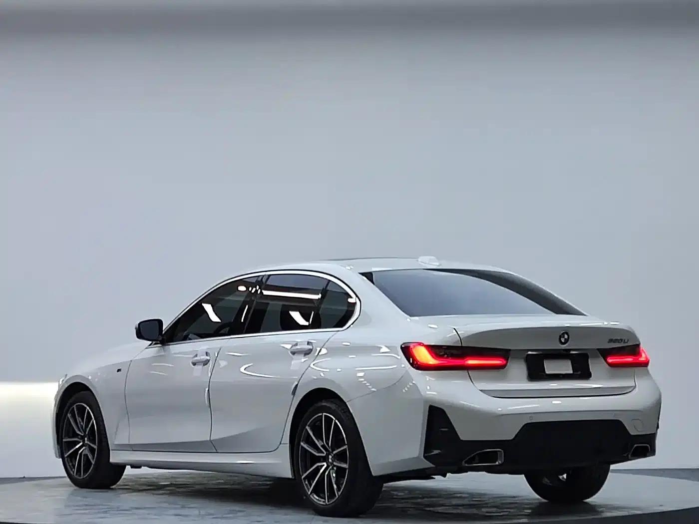 2023 BMW 3 Series 320Li M Sport Package — миниатюра 10