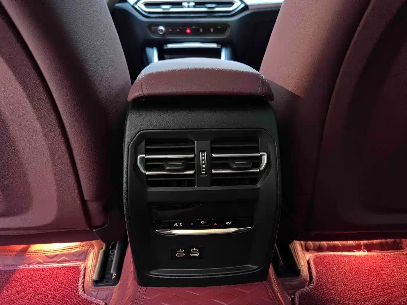 2023 BMW 3 Series 320Li M Sport Package — миниатюра 13