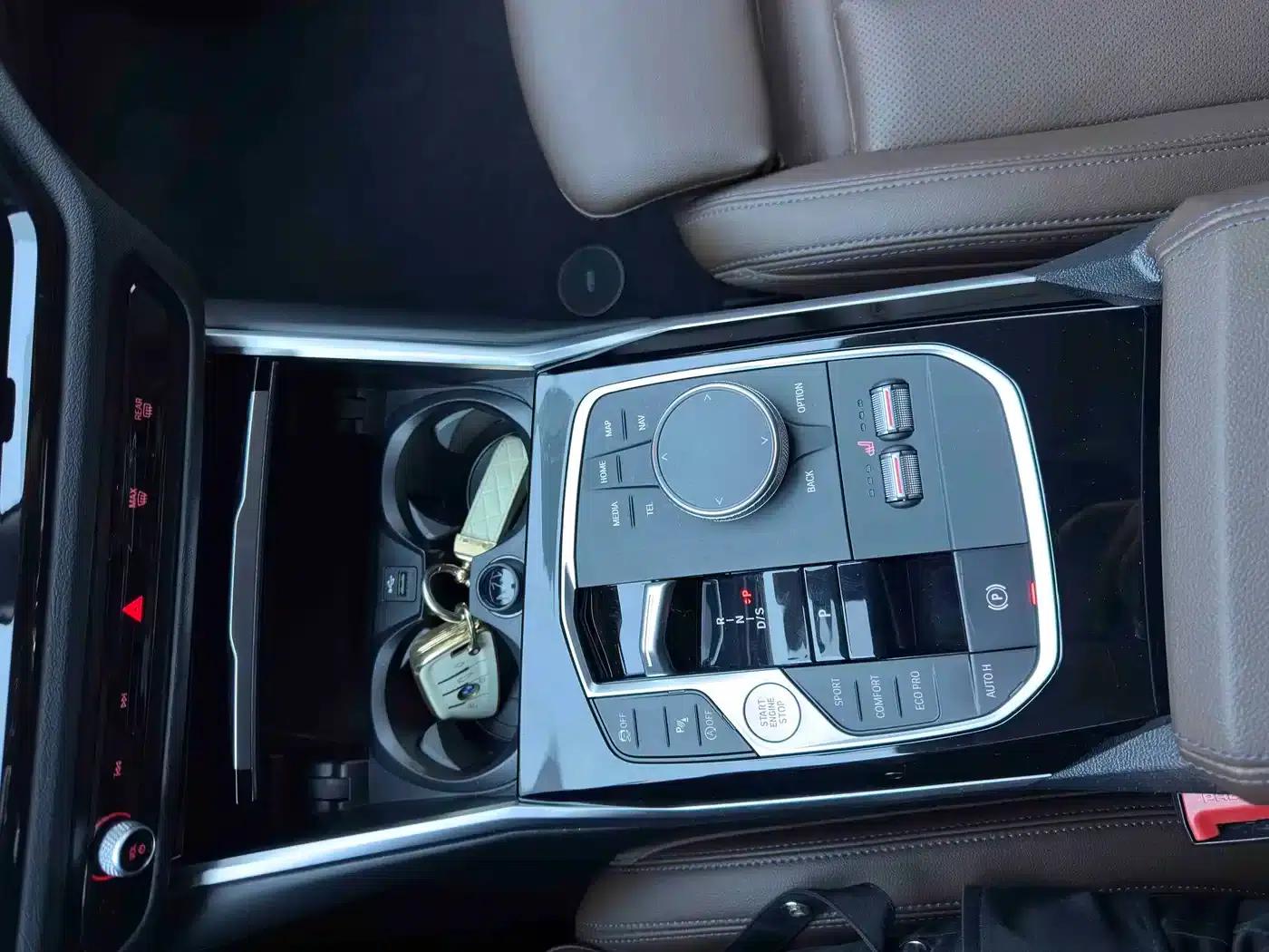 2023 BMW 3 Series 320Li M Sport Package — миниатюра 14