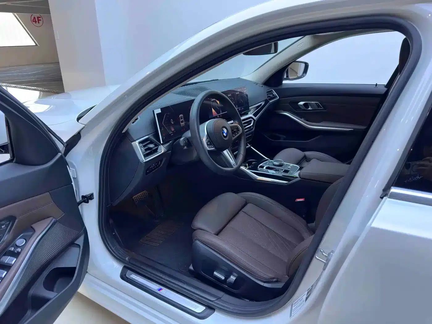 2023 BMW 3 Series 320Li M Sport Package — миниатюра 9