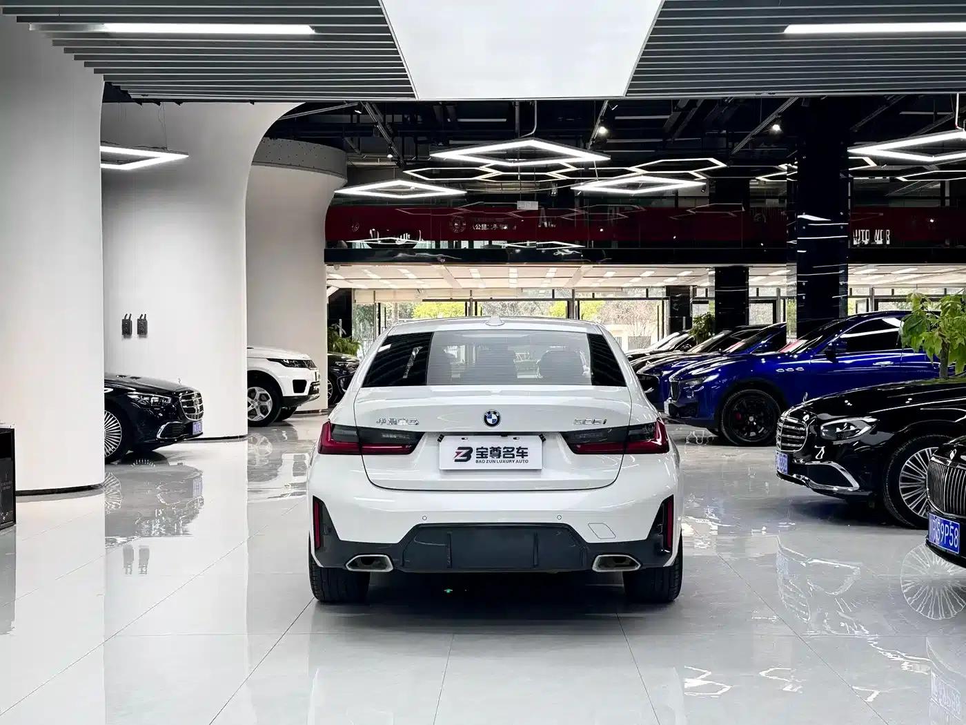 2024 BMW 3 Series 325i M Sport Package — миниатюра 11