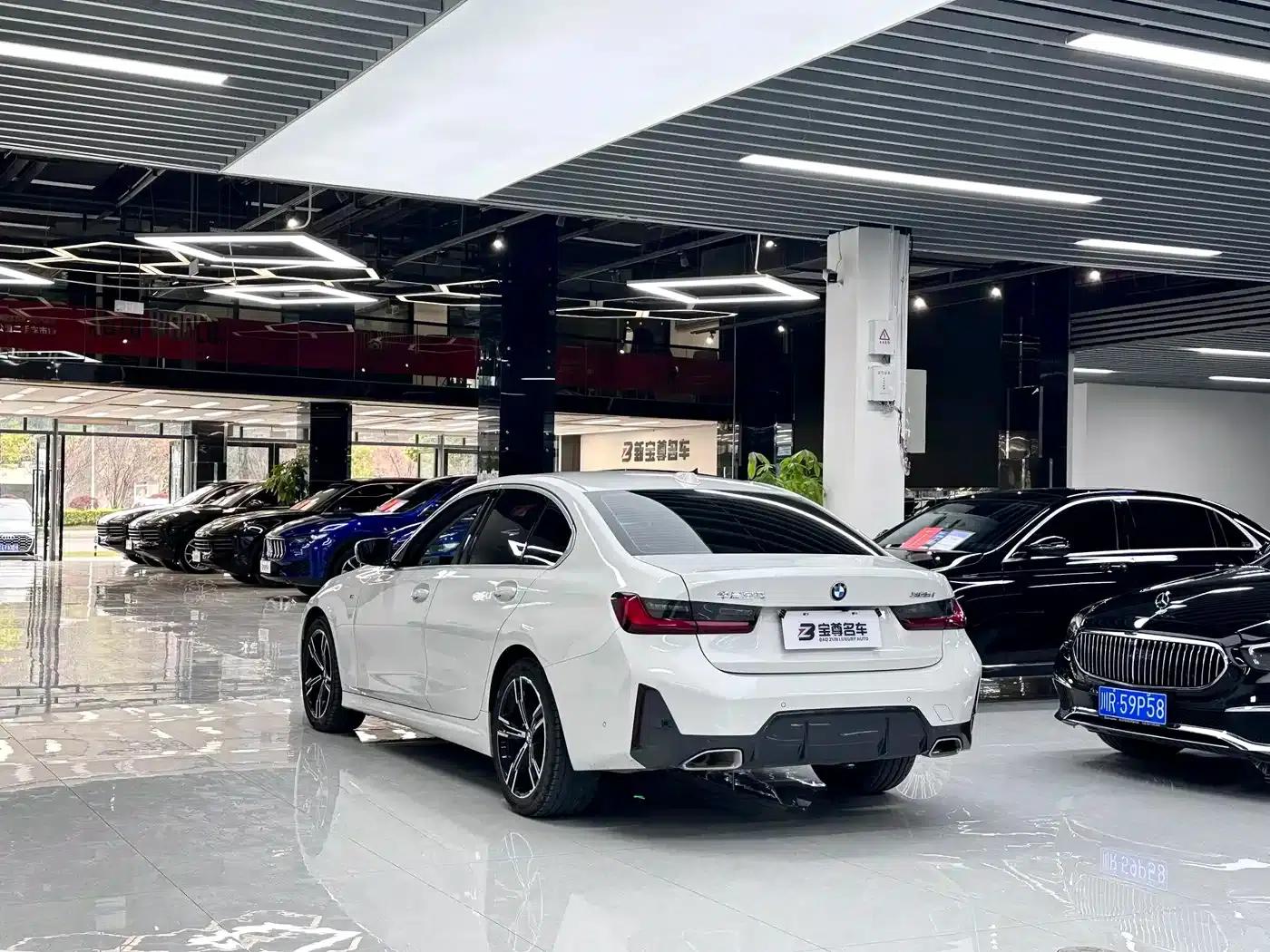 2024 BMW 3 Series 325i M Sport Package — миниатюра 10