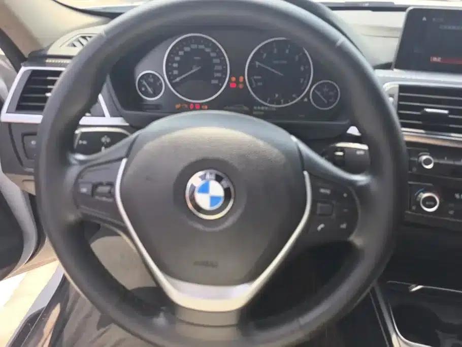 BMW 3 Series 2019 320Li Fashion Edition — миниатюра 15