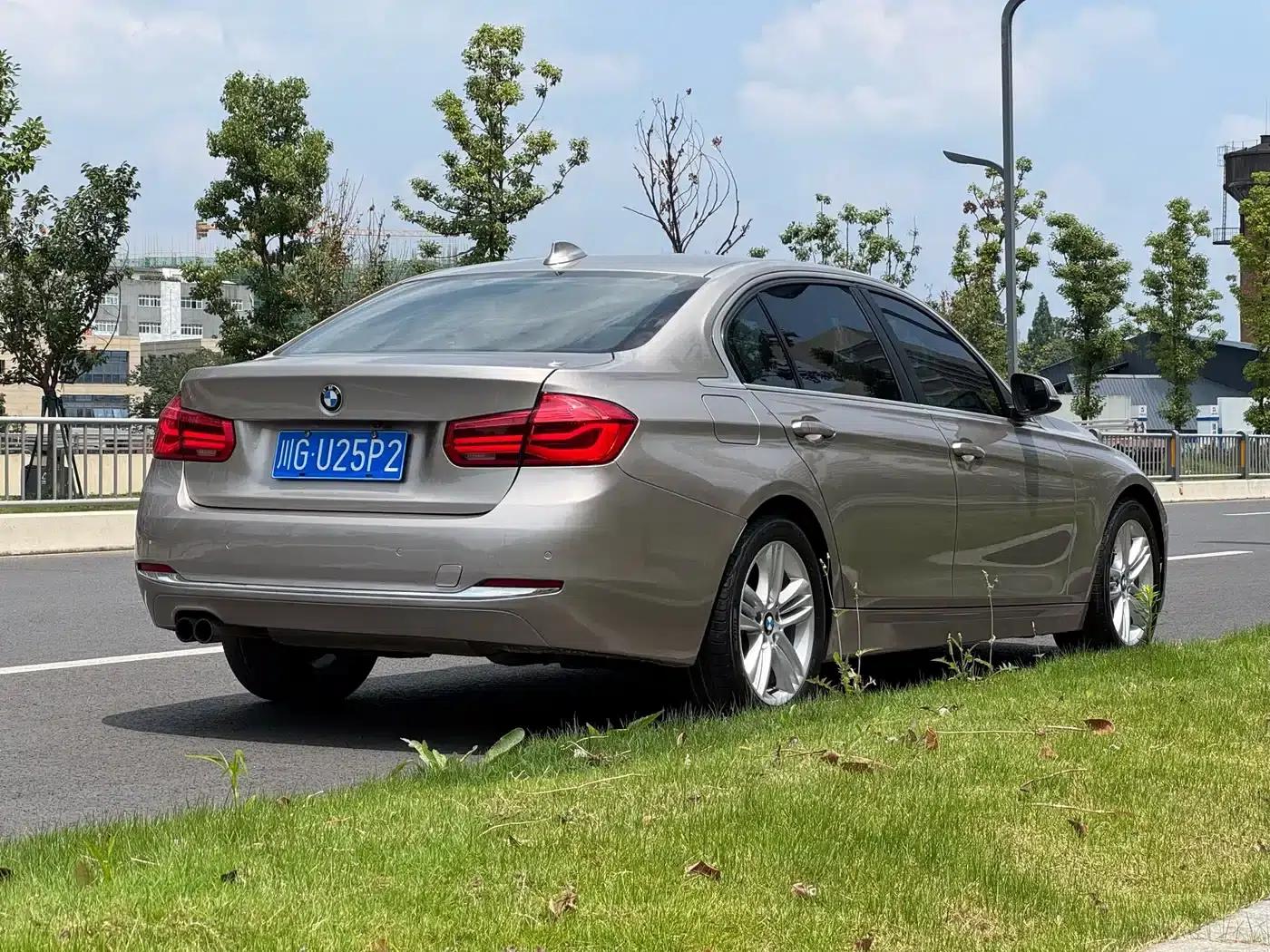 2017 BMW 3 Series 320Li Fashion Edition — миниатюра 16