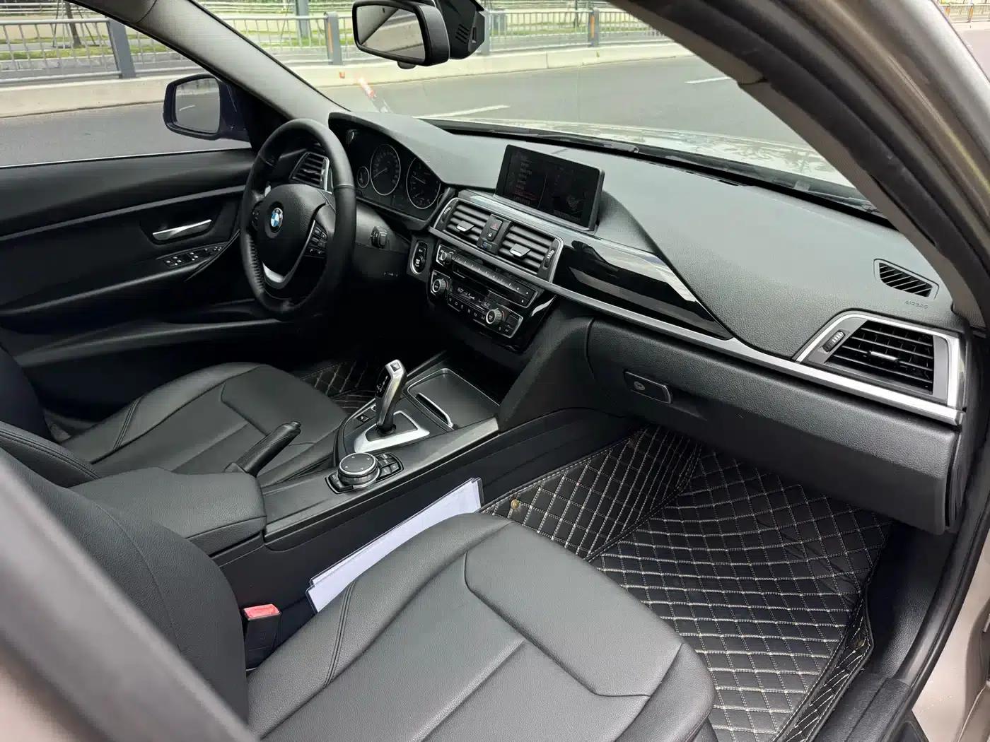 2017 BMW 3 Series 320Li Fashion Edition — миниатюра 10