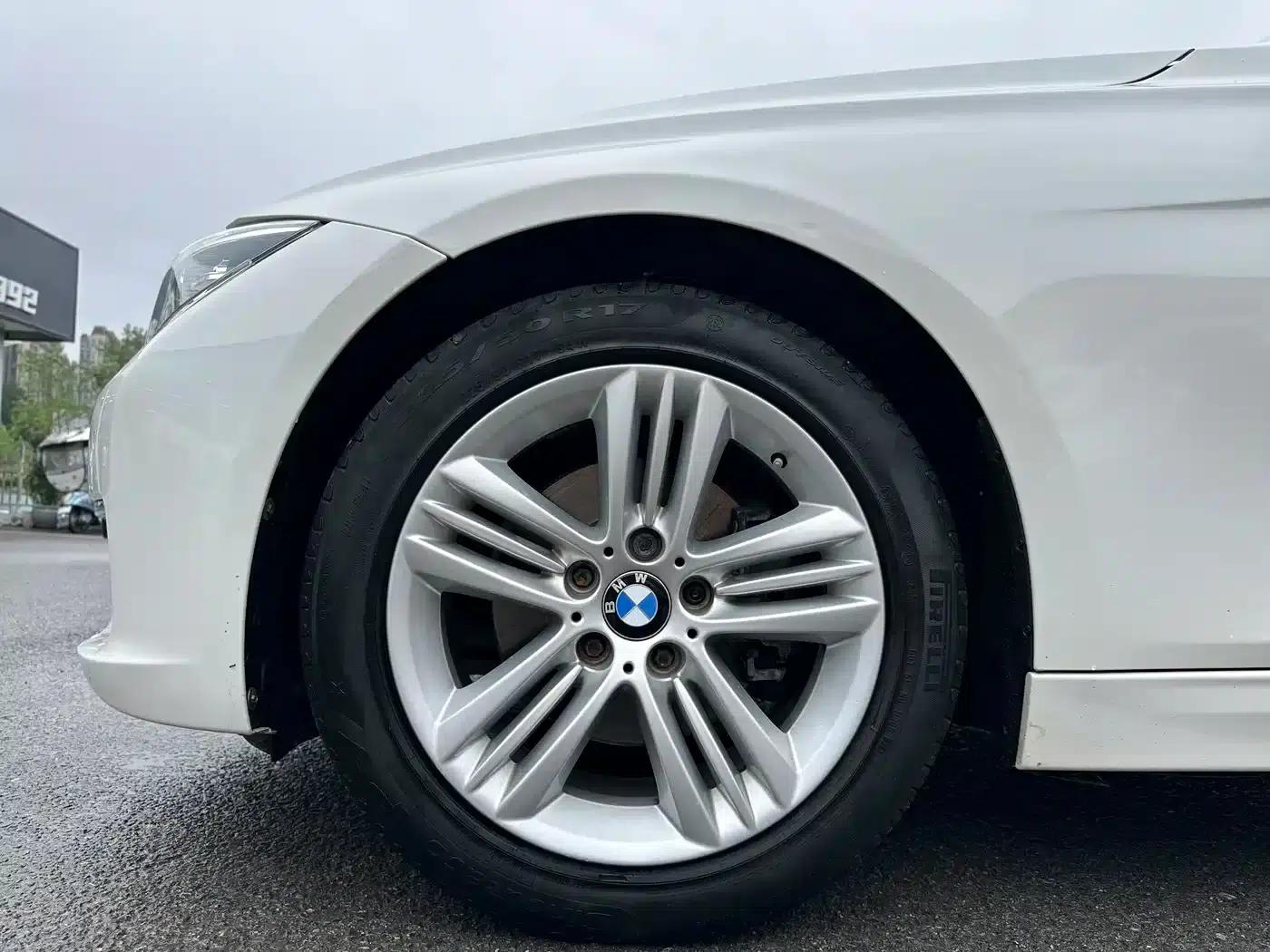 2016 BMW 3 Series 320Li Fashion Edition — миниатюра 16