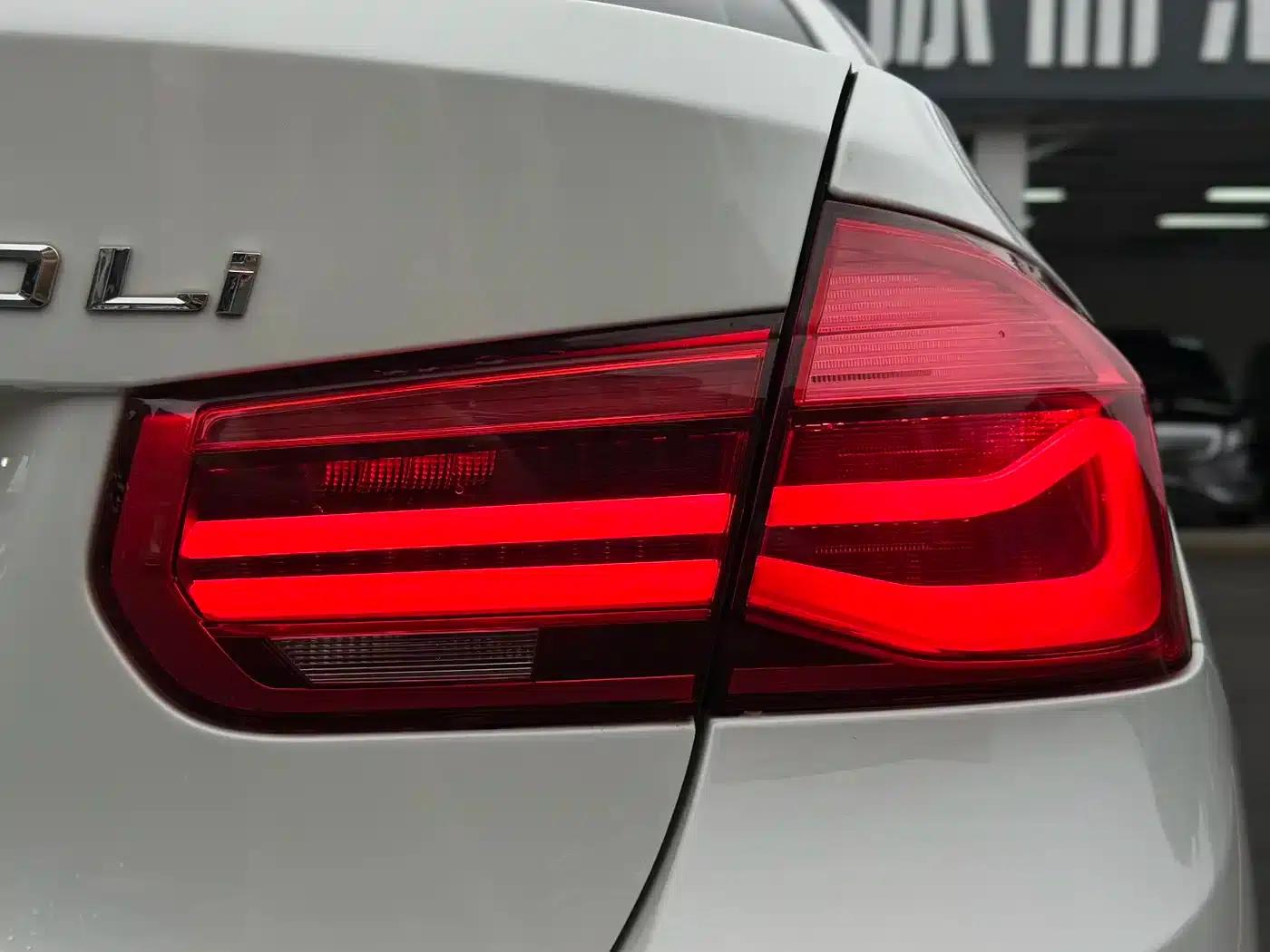 2016 BMW 3 Series 320Li Fashion Edition — миниатюра 5