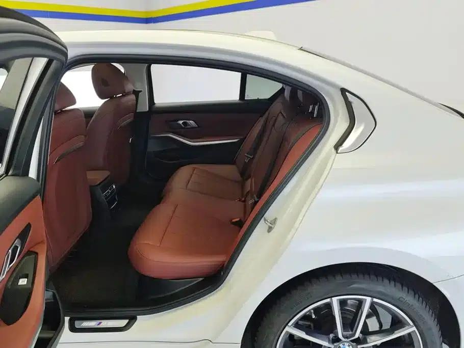 2024 BMW 3 Series 325Li M Sport Package — миниатюра 11
