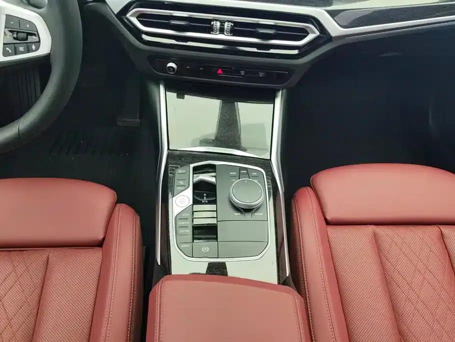 2024 BMW 3 Series 325Li M Sport Package — миниатюра 16