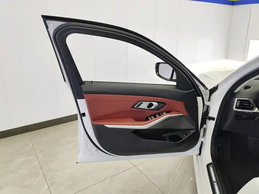 2024 BMW 3 Series 325Li M Sport Package — миниатюра 7