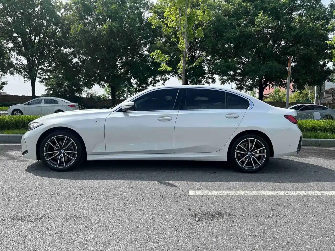 2025 BMW 3 Series 325Li M Sport Package — миниатюра 16