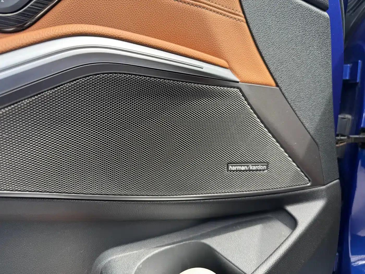 2020 BMW 3 Series 325i M Sport Shadow Edition — миниатюра 5