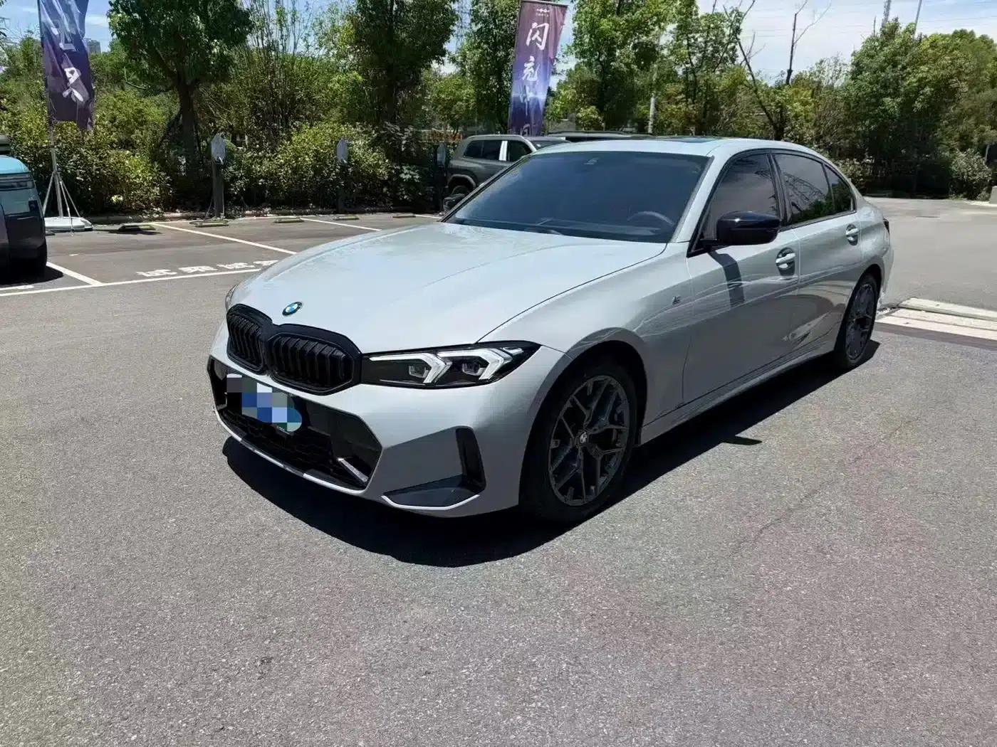 2026 BMW 3 Series 330Li M Sport Shadow Edition — миниатюра 1