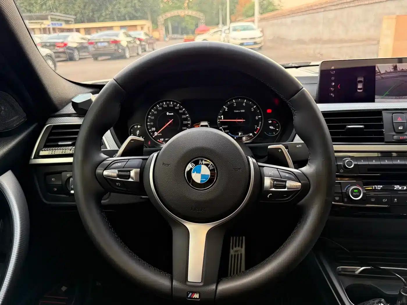 2019 BMW 3 Series 320i M Sport Shadow Edition — миниатюра 16
