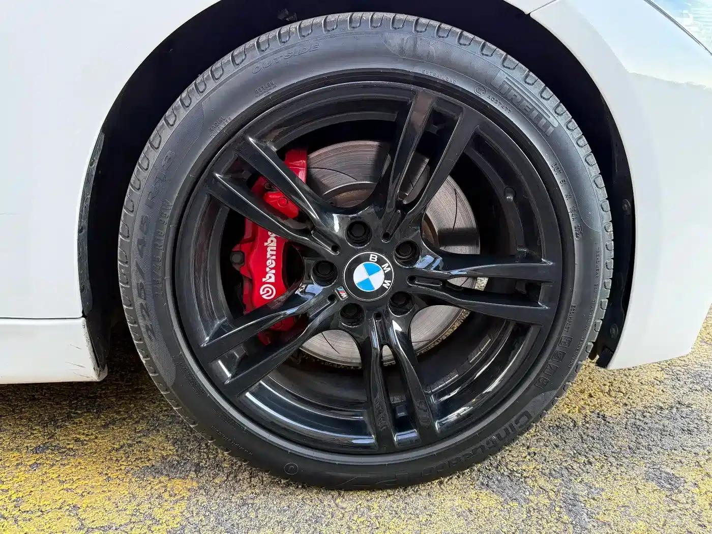 2019 BMW 3 Series 320i M Sport Shadow Edition — миниатюра 21