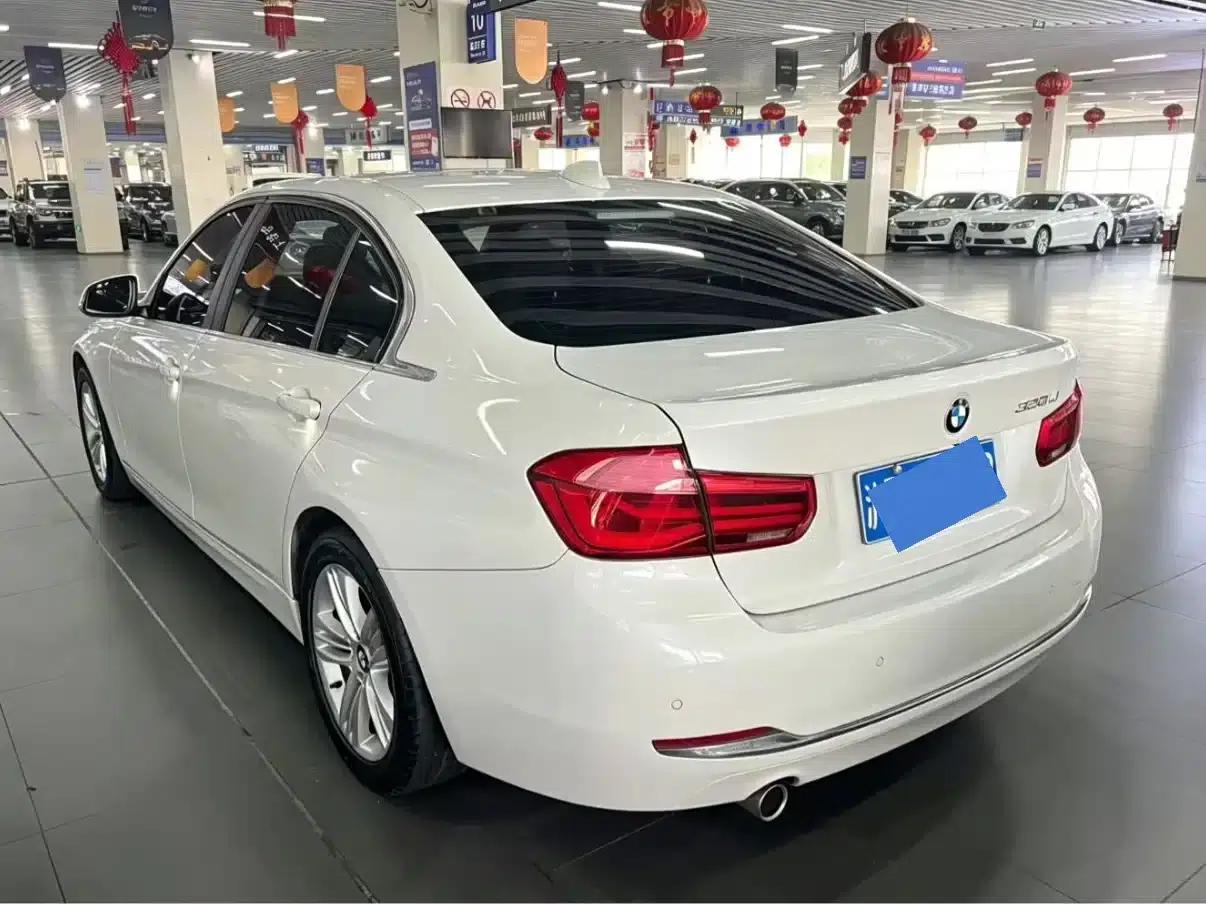 2016 BMW 3 Series 320Li Fashion Edition — миниатюра 4