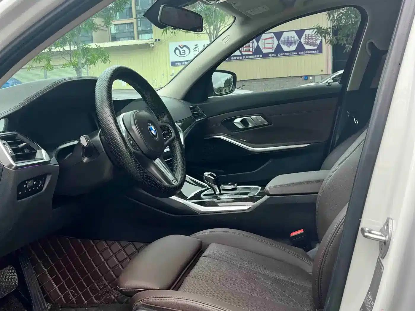 2020 BMW 3 Series Facelift 325i M Sport Shadow Edition — миниатюра 4