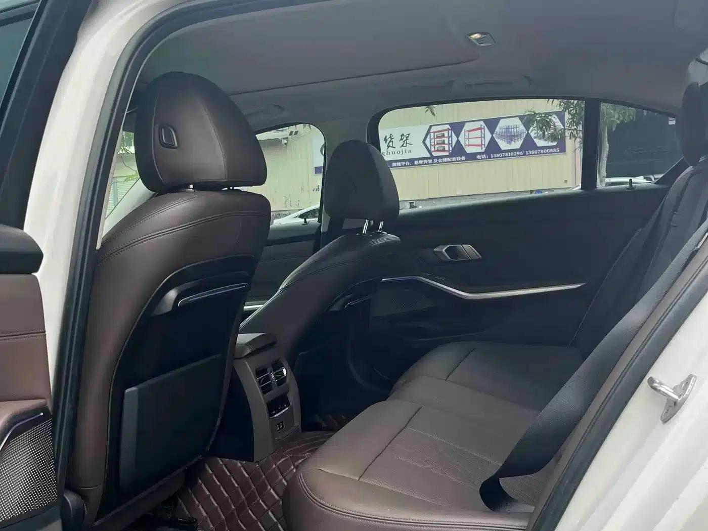 2020 BMW 3 Series Facelift 325i M Sport Shadow Edition — миниатюра 5
