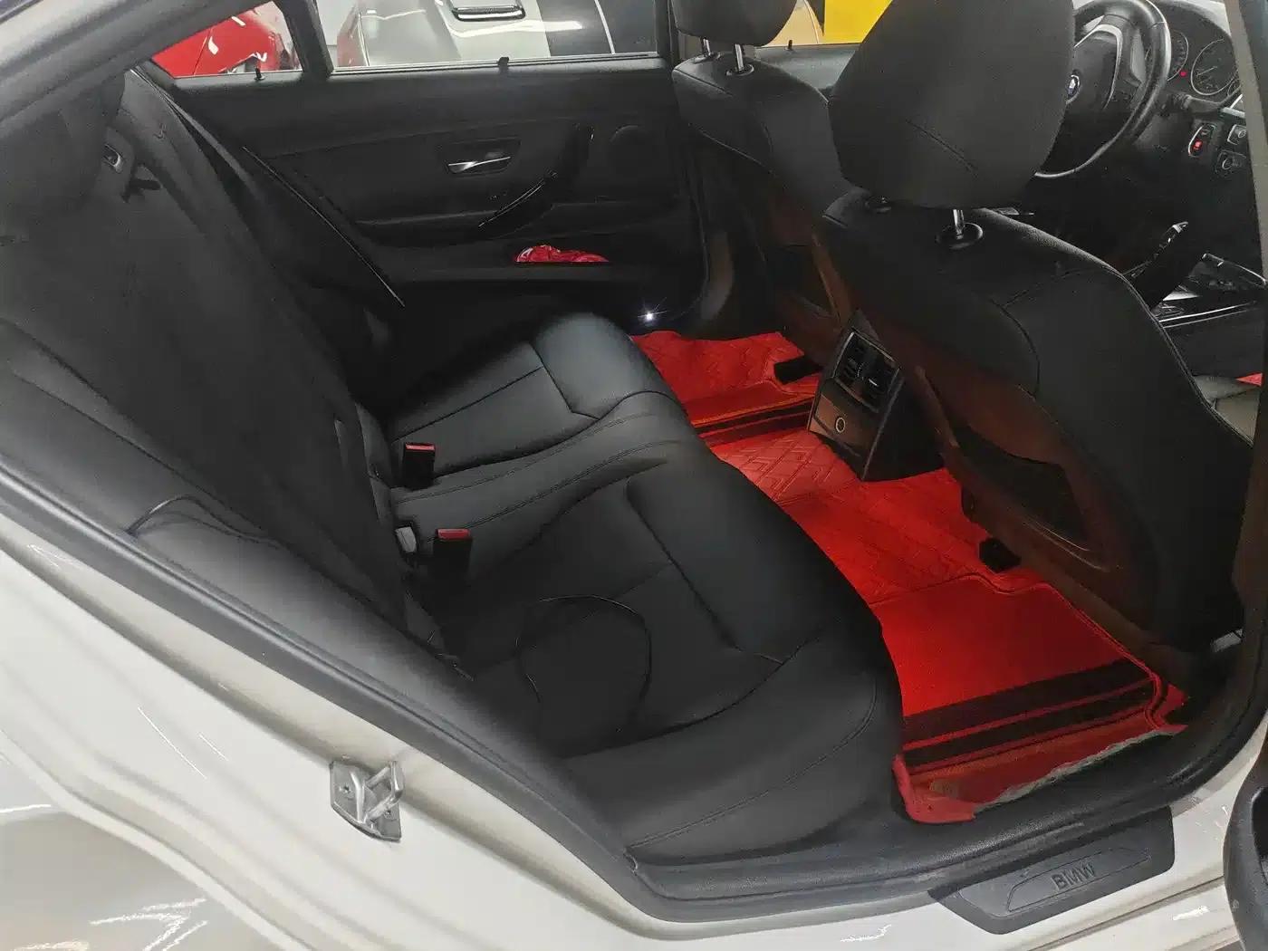 2017 BMW 3 Series 320Li Fashion Edition — миниатюра 7