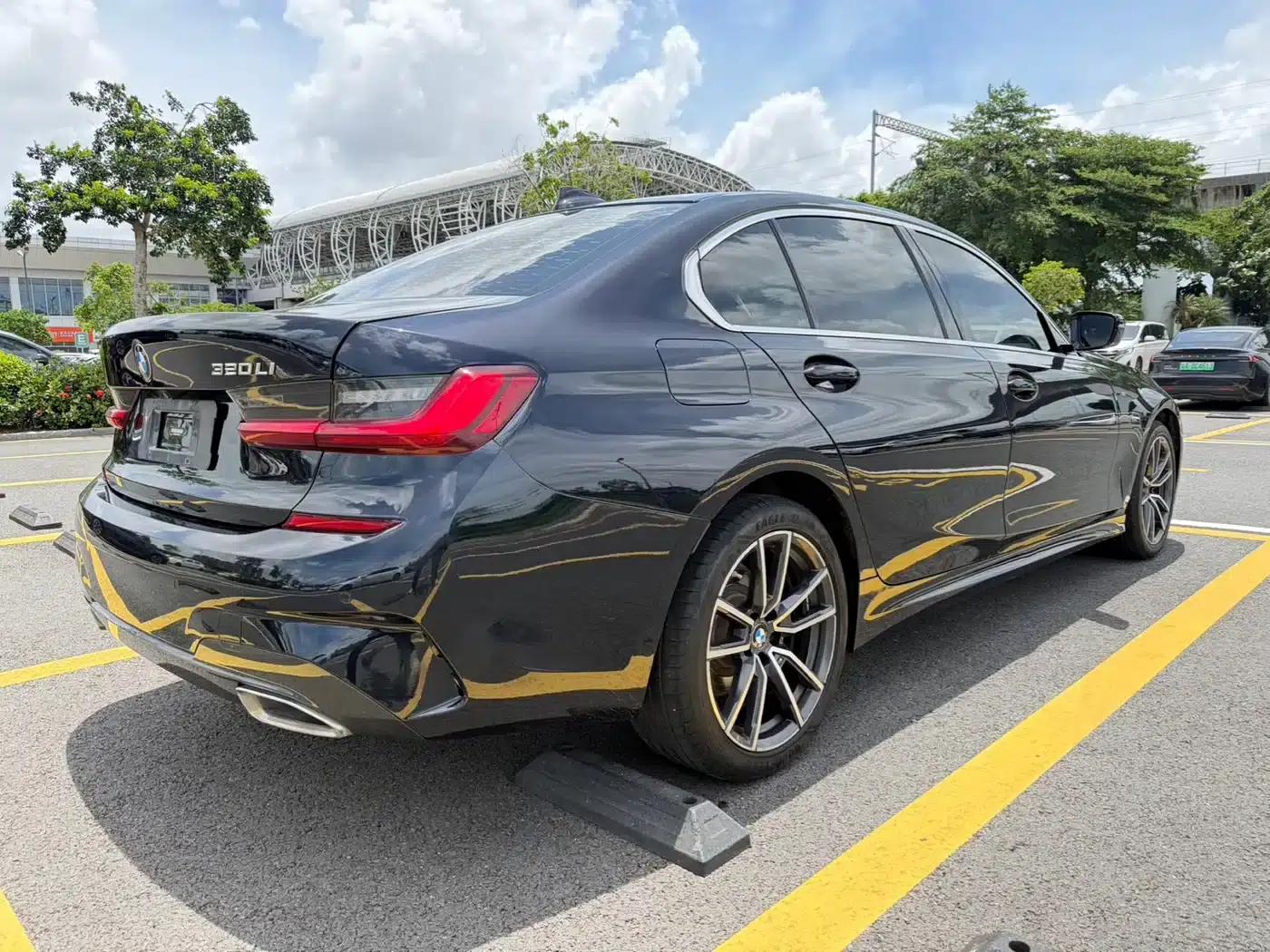 2022 BMW 3 Series Facelift 320Li M Sport Package — миниатюра 4