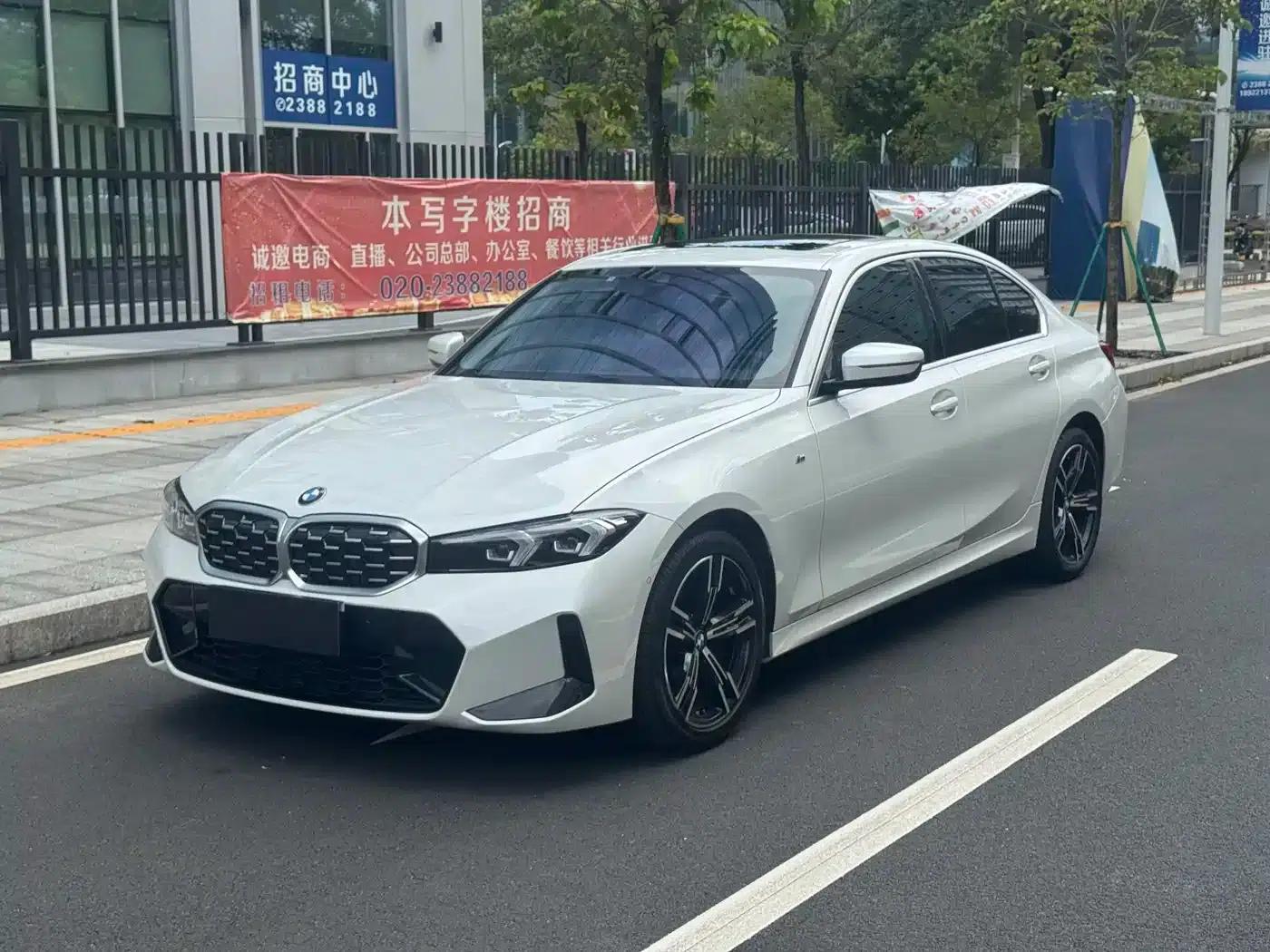 2024 BMW 3 Series 325i M Sport Package — миниатюра 1