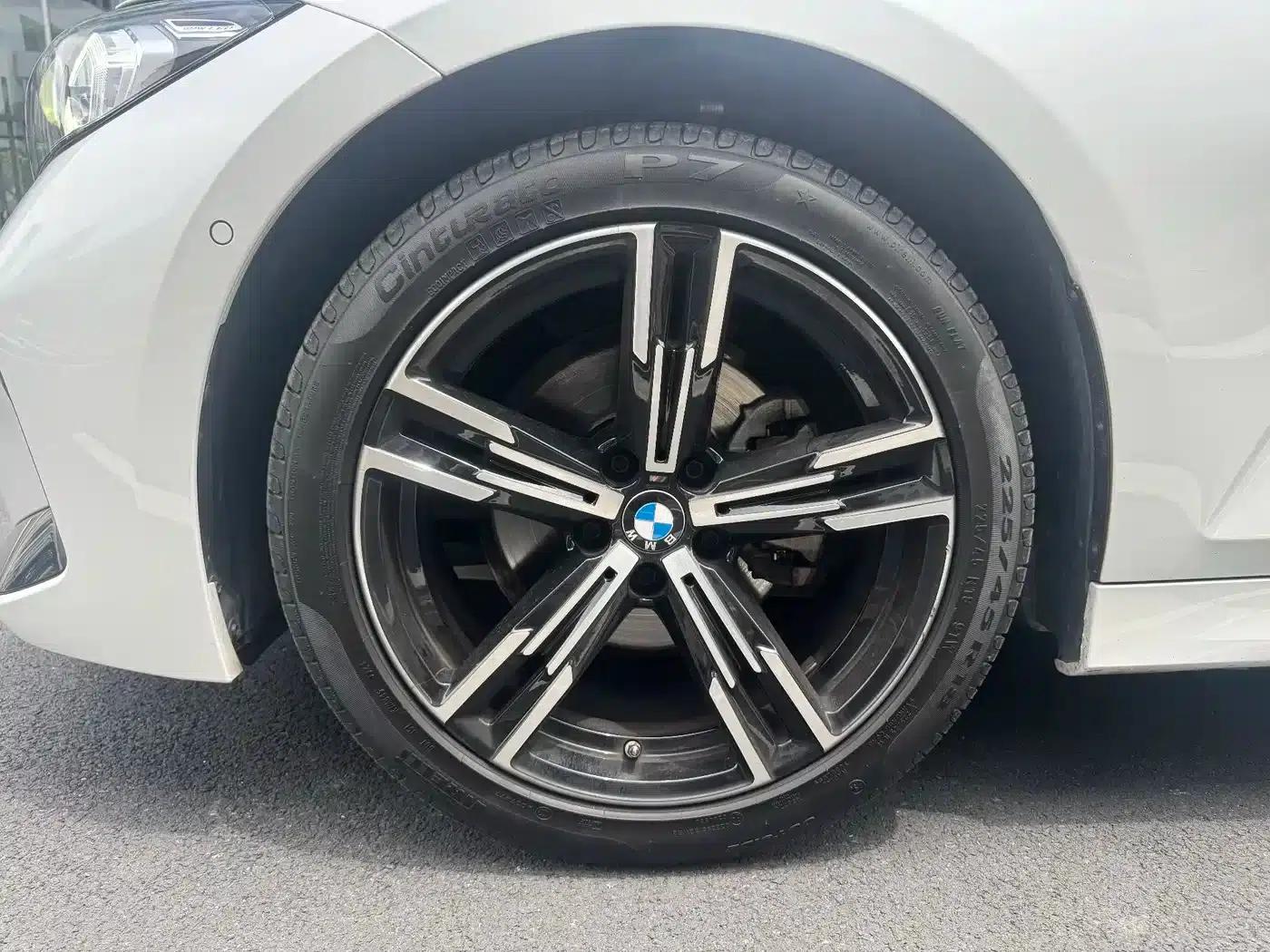 2024 BMW 3 Series 325i M Sport Package — миниатюра 16