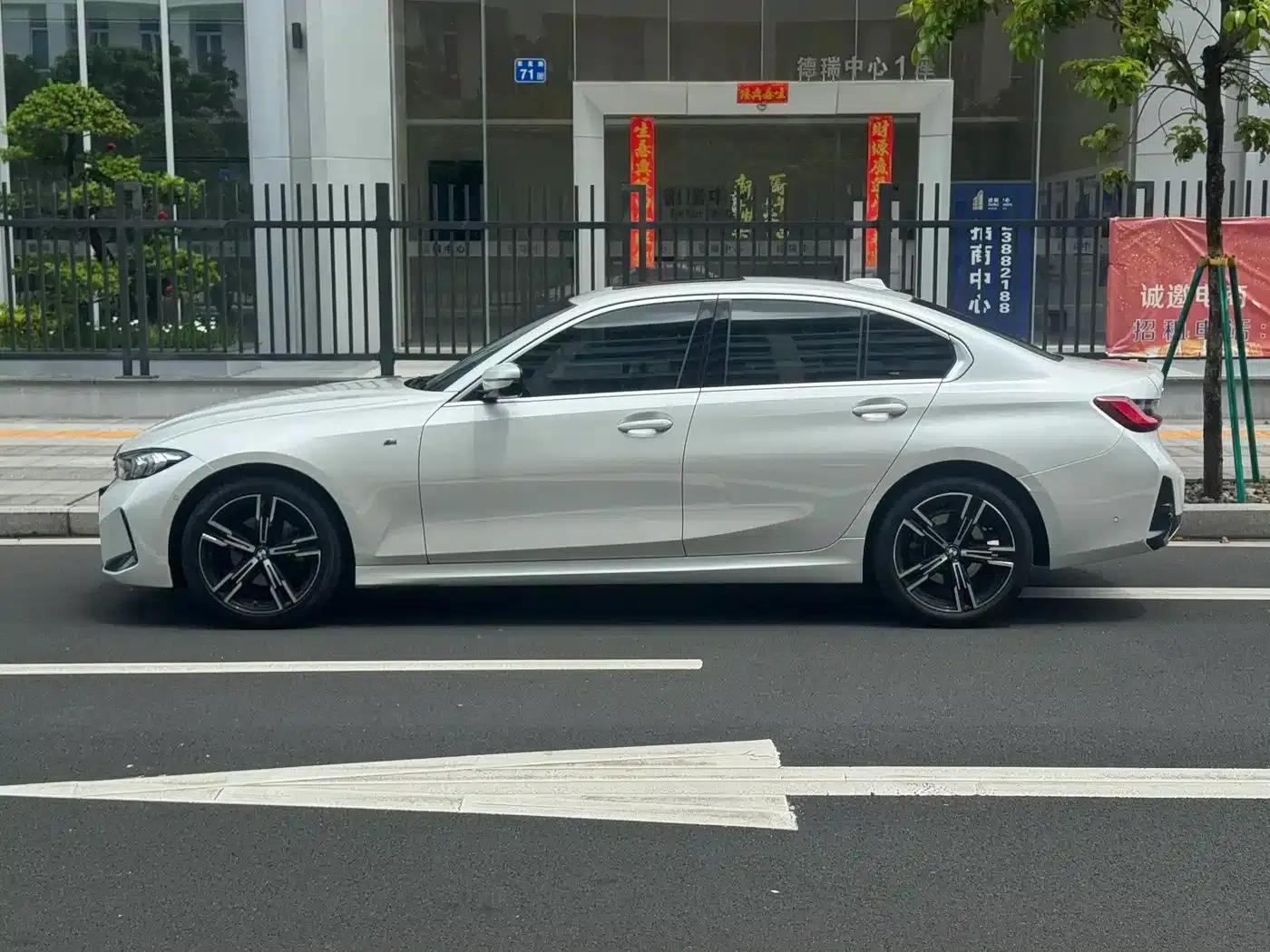2024 BMW 3 Series 325i M Sport Package — миниатюра 5