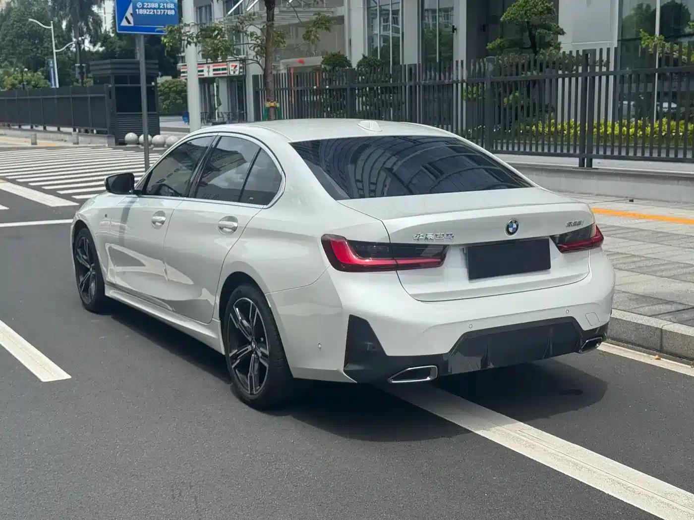 2024 BMW 3 Series 325i M Sport Package — миниатюра 6