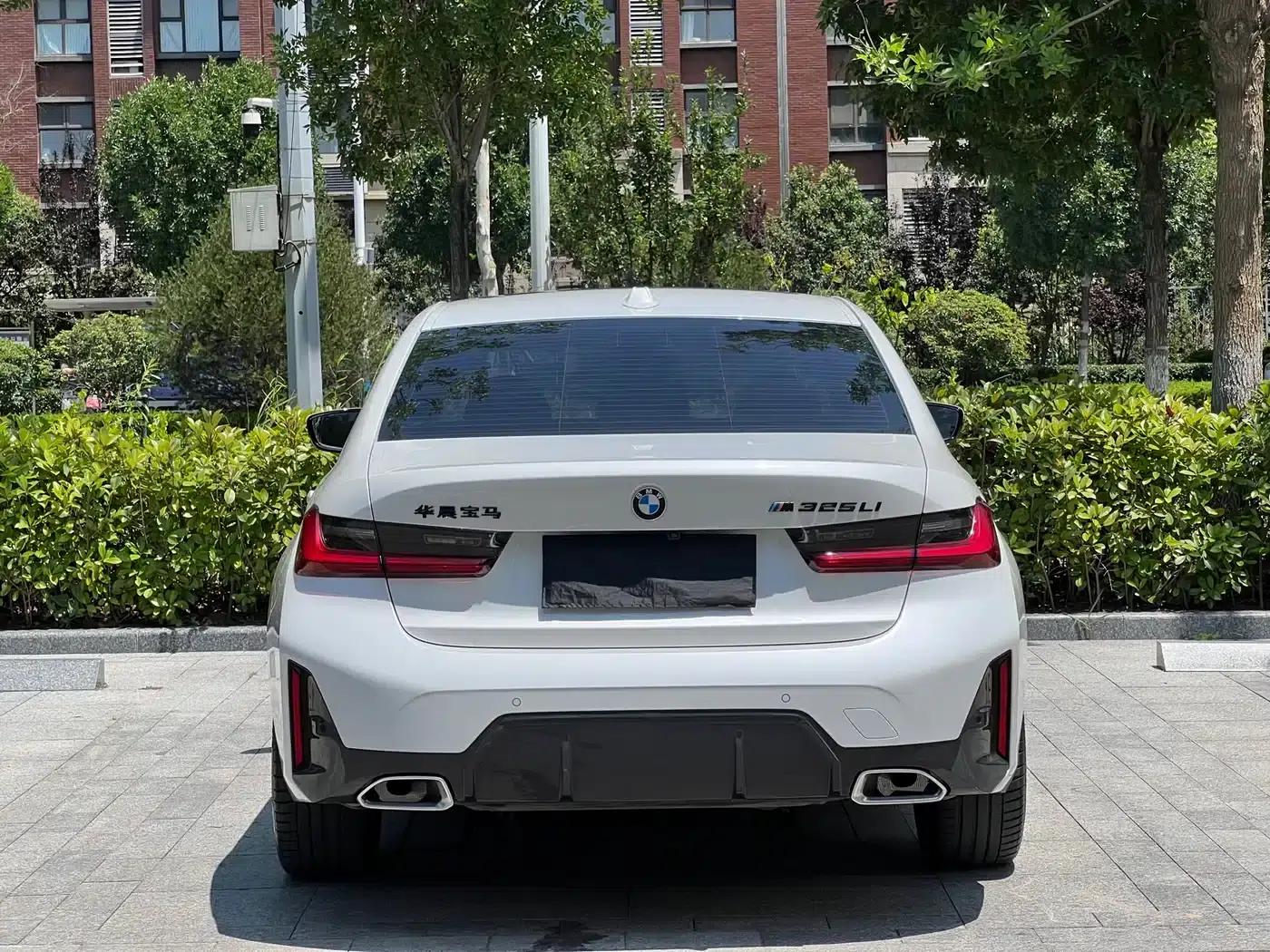 2023 BMW 3 Series 320Li M Sport Package — миниатюра 6