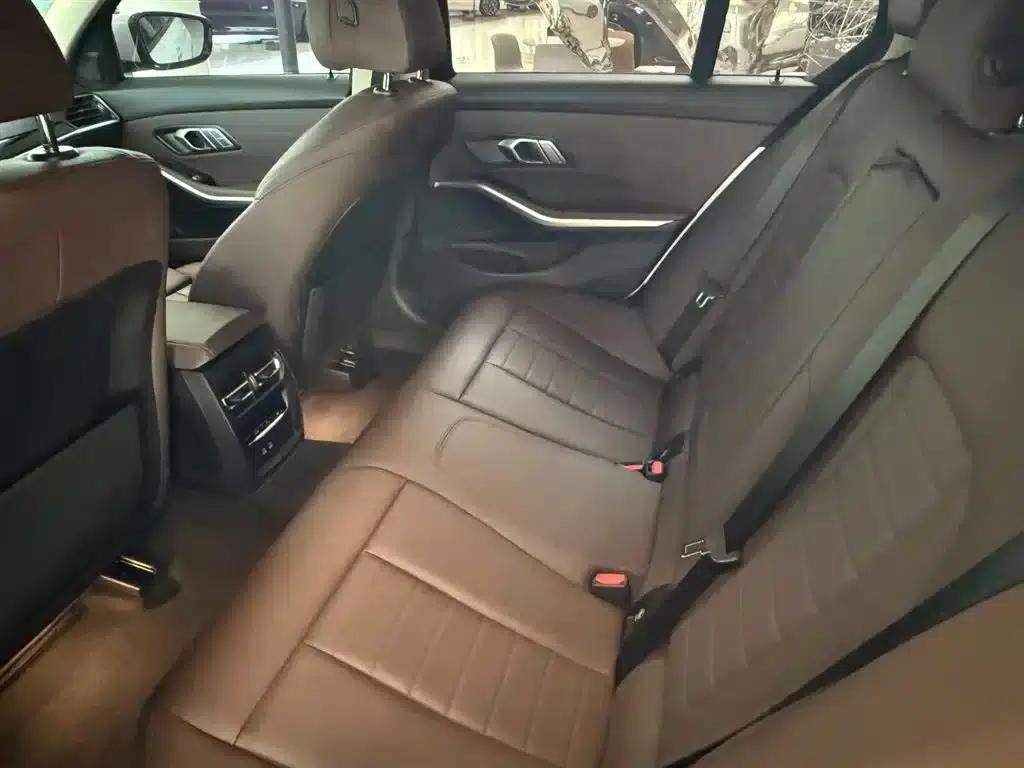 2021 BMW 3 Series Facelift 320i Sport Package — миниатюра 13