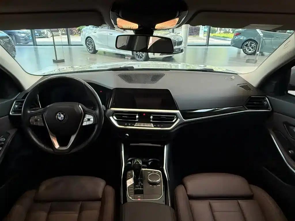 2021 BMW 3 Series Facelift 320i Sport Package — миниатюра 9