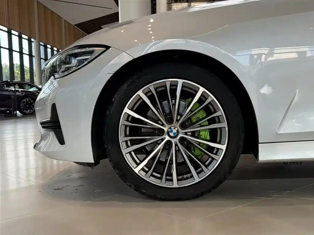 2021 BMW 3 Series Facelift 320i Sport Package — миниатюра 10