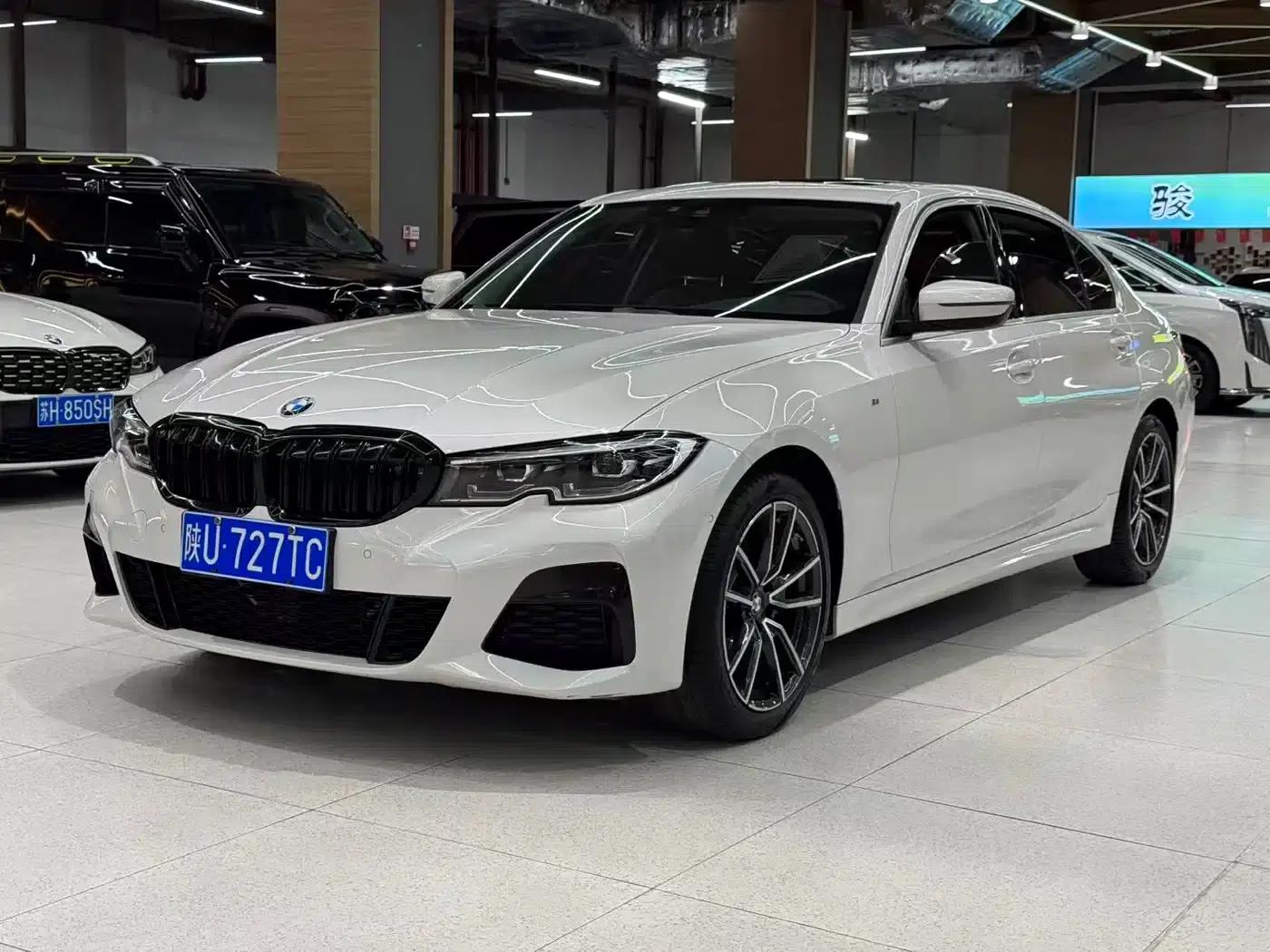 2022 BMW 3 Series 325Li M Sport Package — миниатюра 1