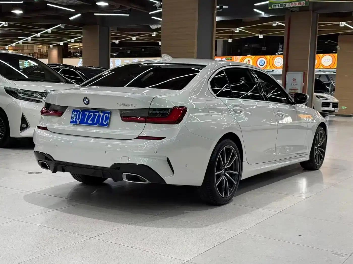 2022 BMW 3 Series 325Li M Sport Package — миниатюра 8