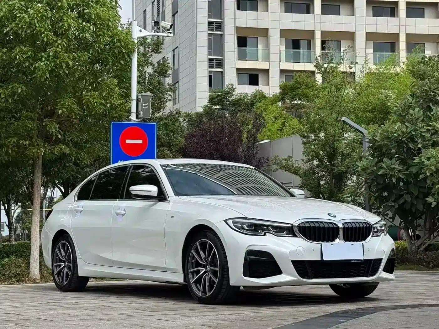 2022 BMW 3 Series 325Li M Sport Package — миниатюра 3