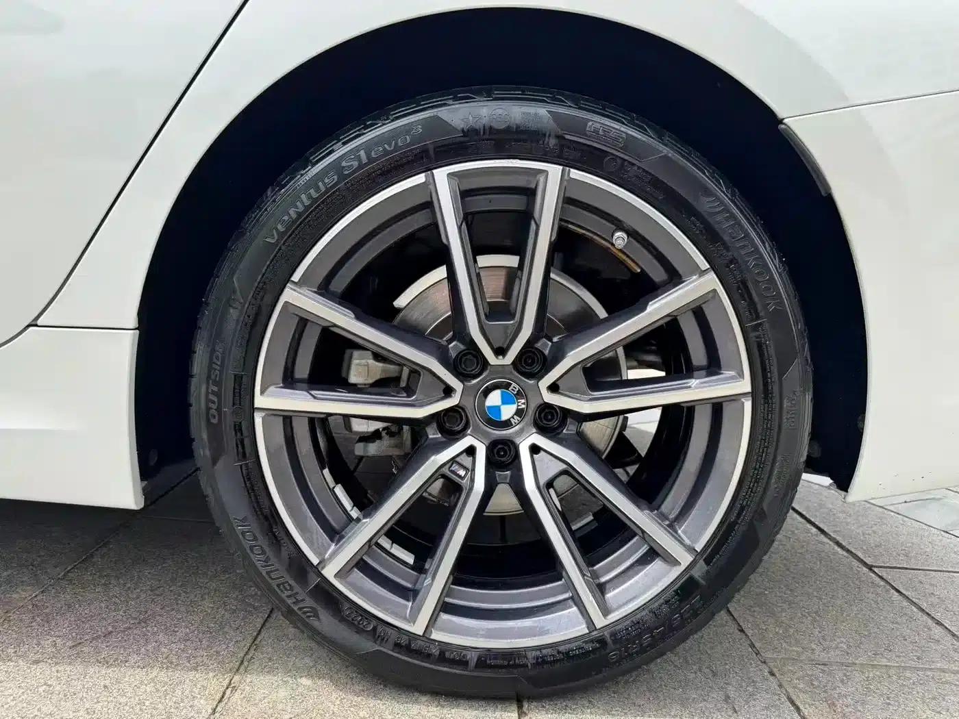 2022 BMW 3 Series 325Li M Sport Package — миниатюра 33