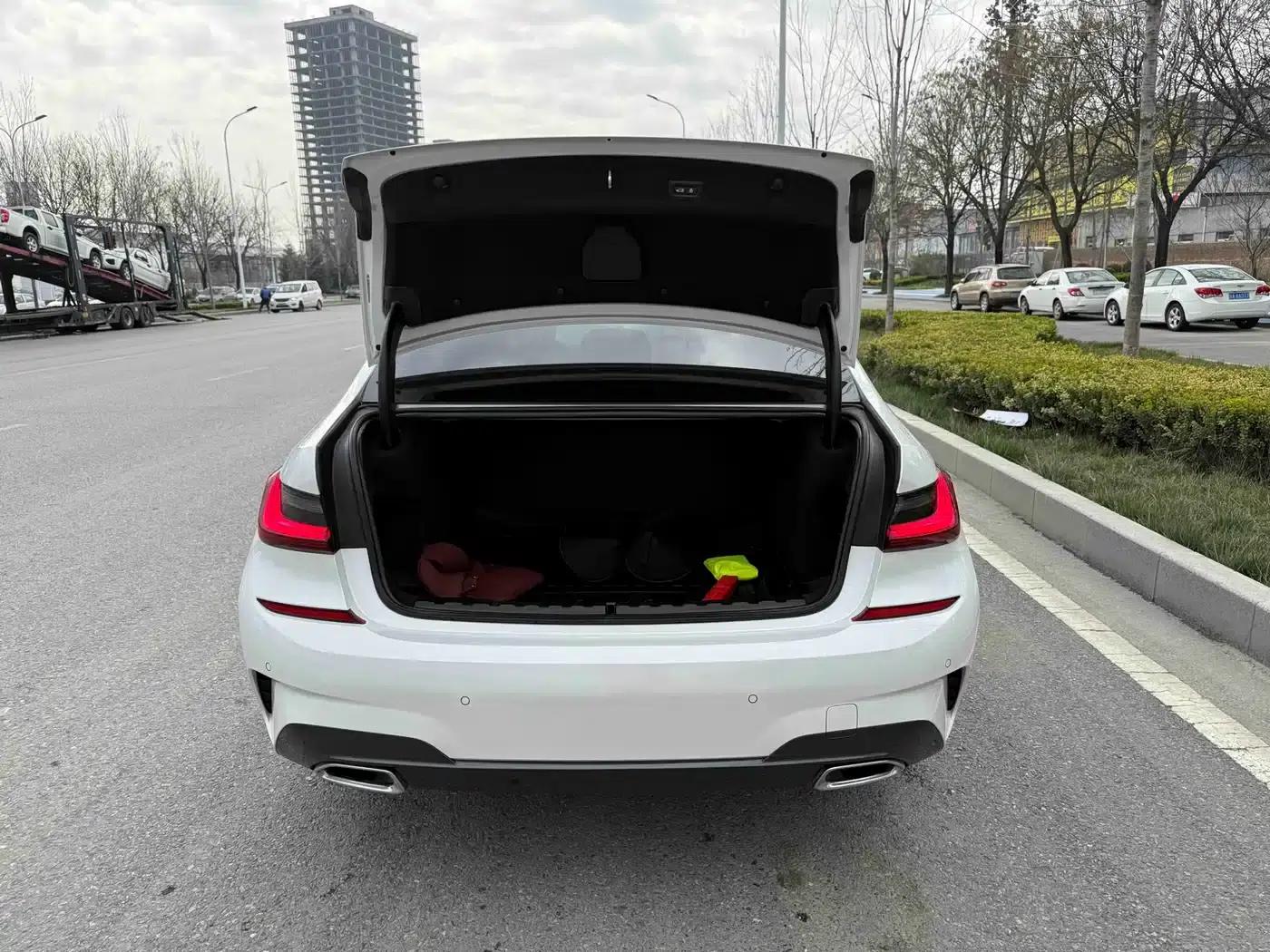 2022 BMW 3 Series Facelift 325Li M Sport Package — миниатюра 18