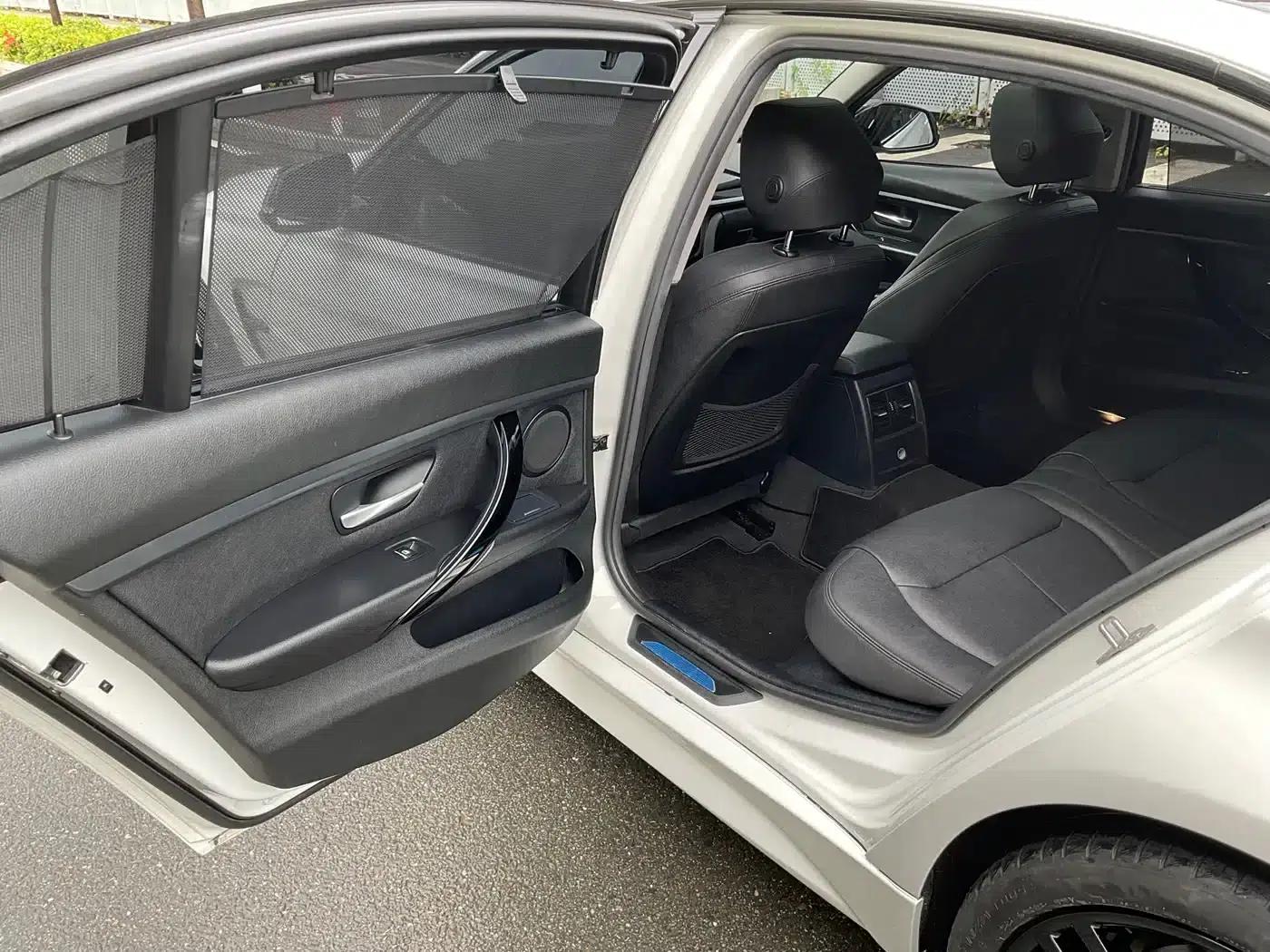 2019 BMW 3 Series 320Li M Luxury Package — миниатюра 8