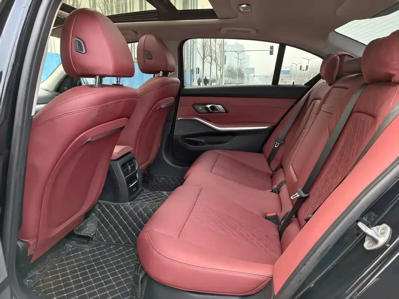 2025 BMW 3 Series 330Li M Sport Shadow Edition — миниатюра 6