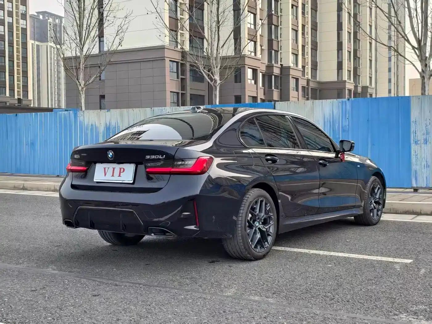 2025 BMW 3 Series 330Li M Sport Shadow Edition — миниатюра 9