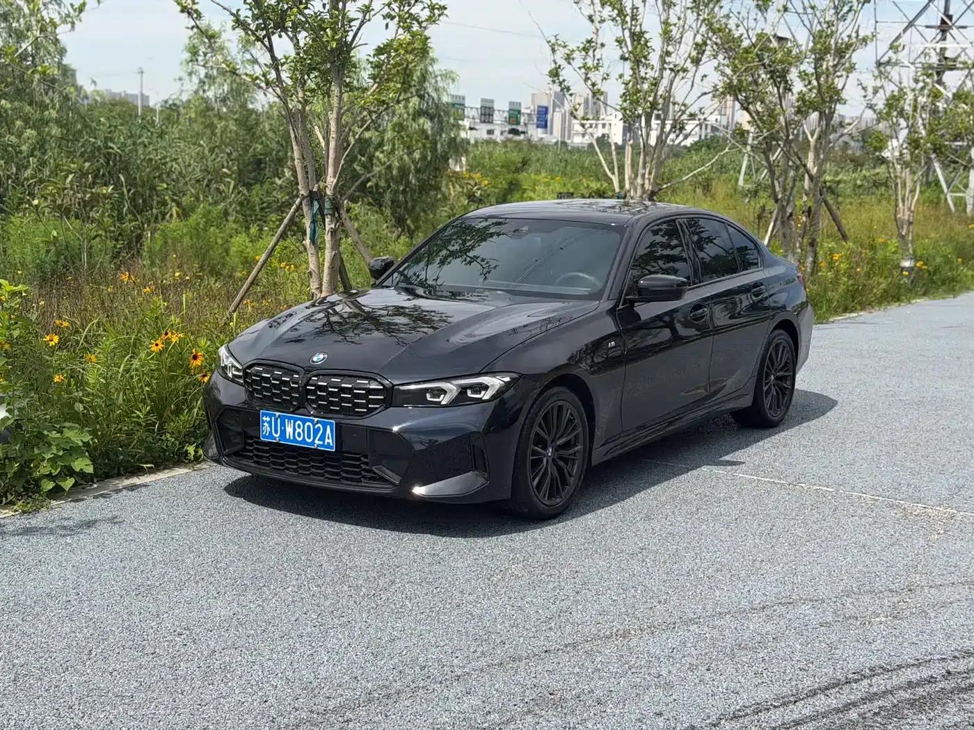 2024 BMW 3 Series 325i M Sport Shadow Edition — миниатюра 1