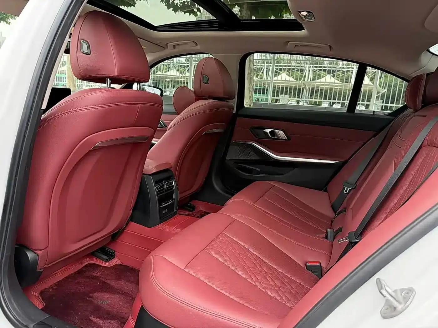 2024 BMW 3 Series 325i M Sport Package — миниатюра 6
