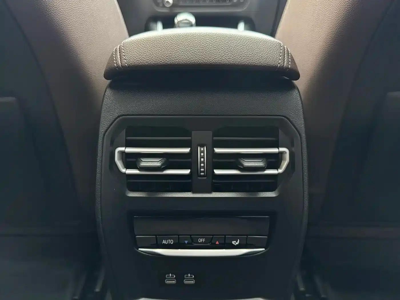 2020 BMW 3 Series 320i Sport Package — миниатюра 13