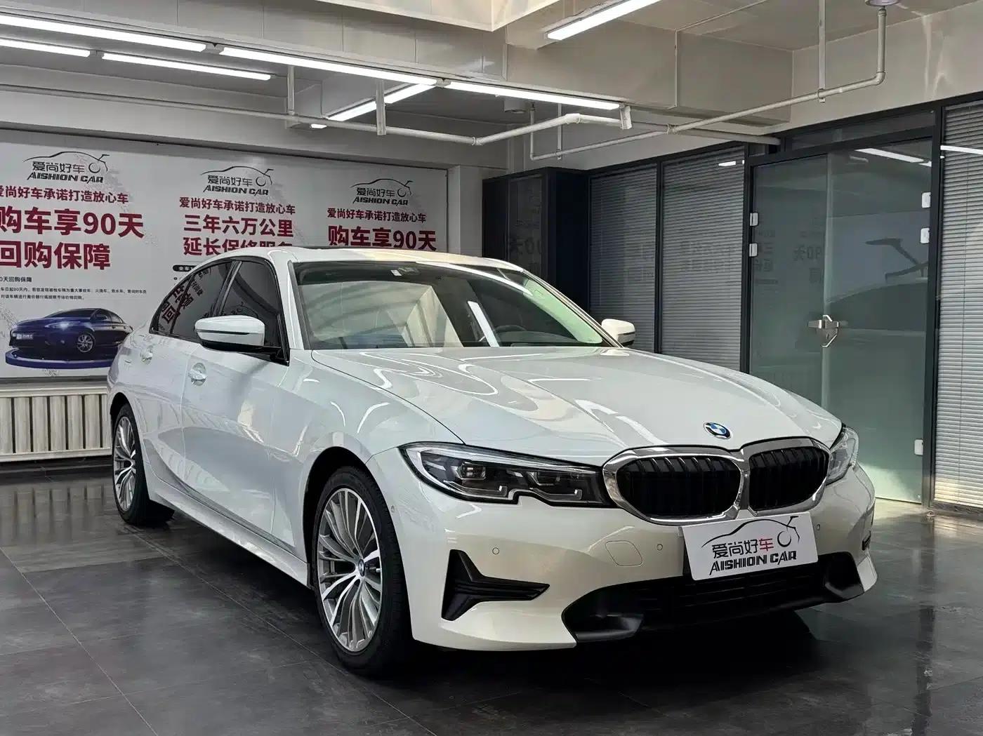 2020 BMW 3 Series 320i Sport Package — миниатюра 3