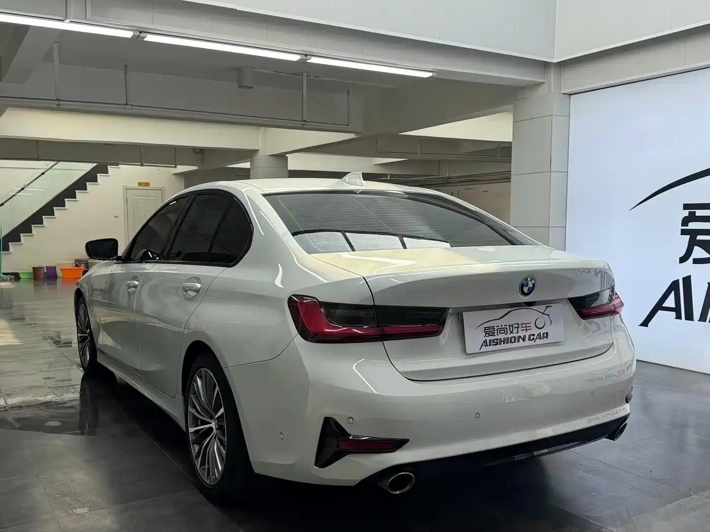 2020 BMW 3 Series 320i Sport Package — миниатюра 5