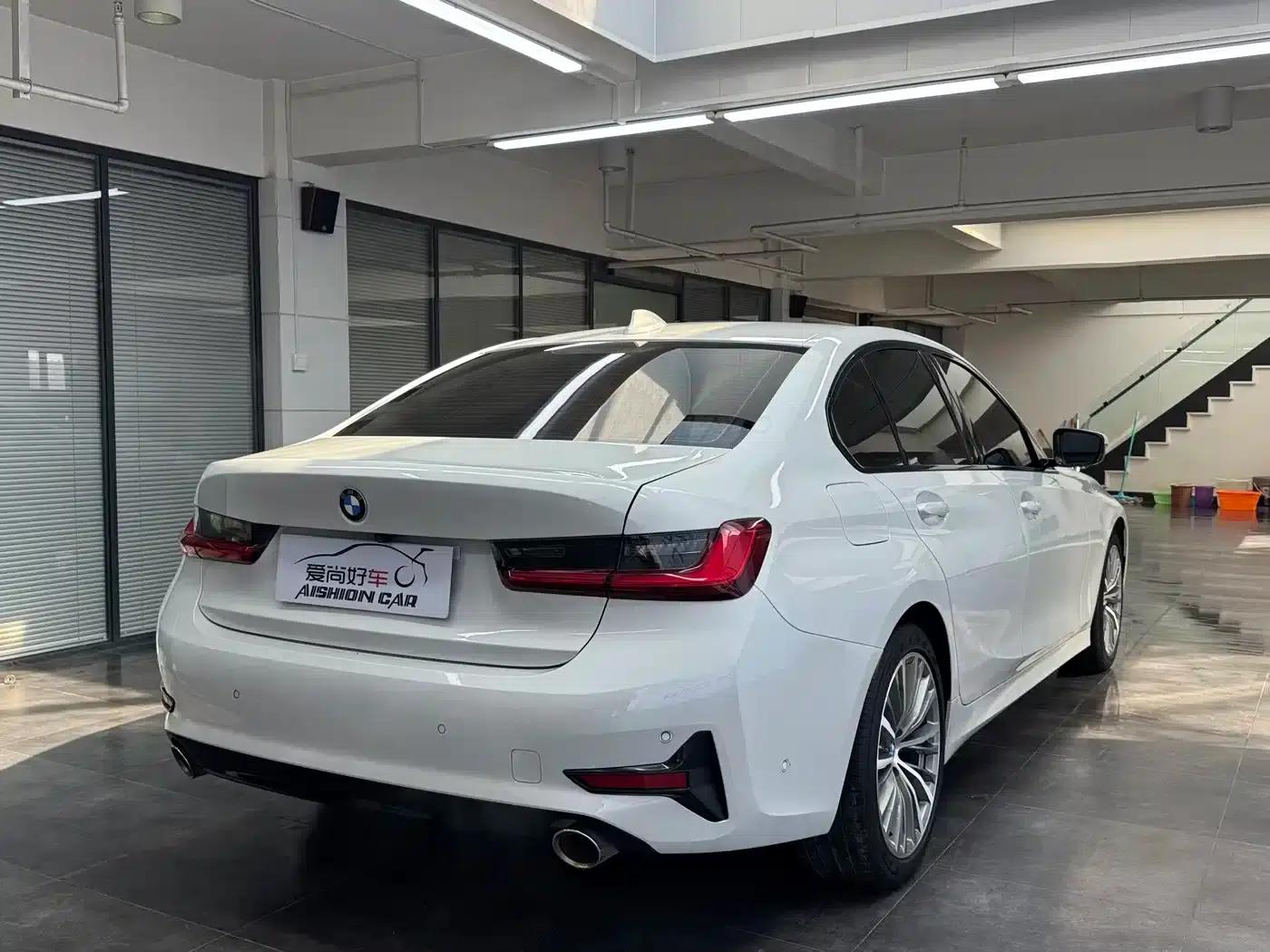 2020 BMW 3 Series 320i Sport Package — миниатюра 7