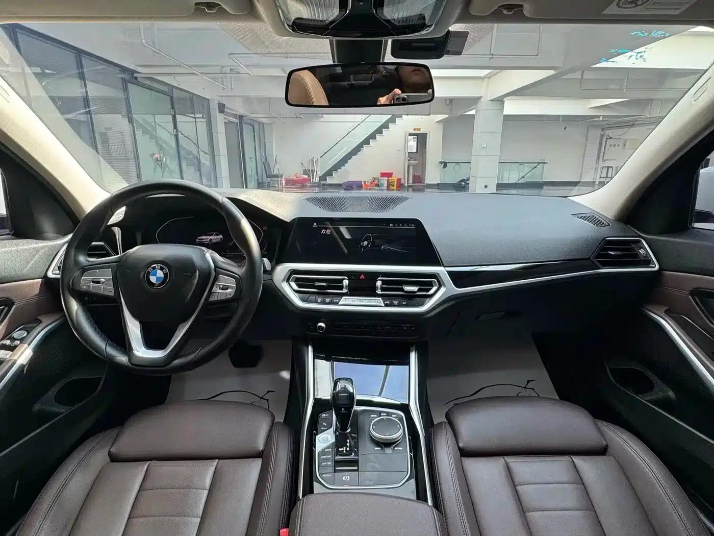 2020 BMW 3 Series 320i Sport Package — миниатюра 9